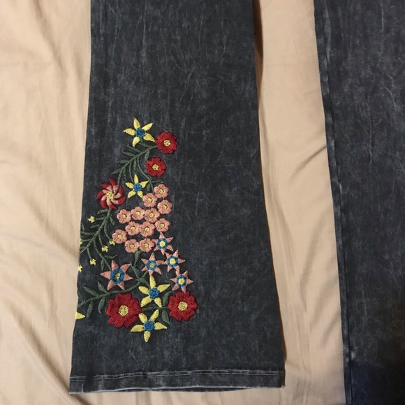 Yoga pants - Picture 7 of 8